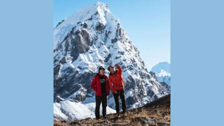 Kristin Harila i Adriana Brownlee w Nepalu